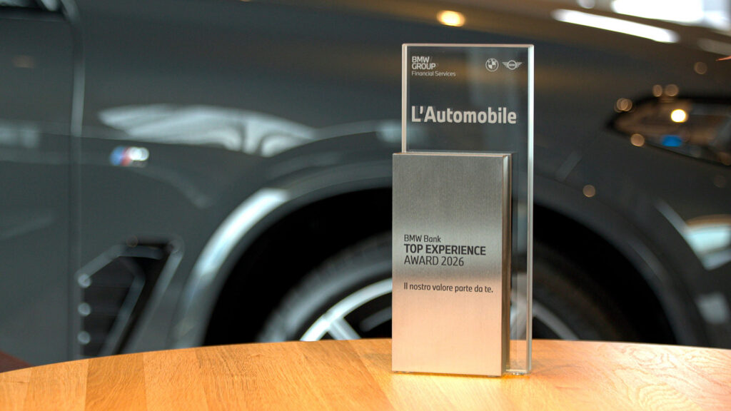 Vediamo un primo piano del premio Top Experience Award 2026